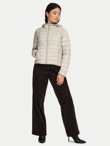 ONLY Kurtka przejściowa Tahia 15352020 Beżowy Regular Fit. Brązowe kurtki ONLY, m, bez wzorów, z syntetyku, bez kaptura. Za 199,99 zł.