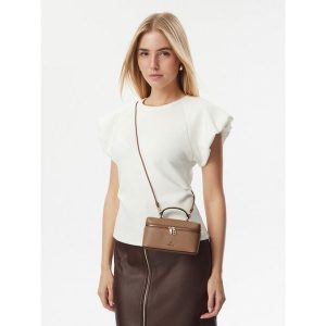 Torebka Furla. Brązowe kuferki Furla, bez wzorów, bez dodatków. Za 944,99 zł.