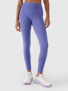 LEGGINSY DAMSKIE 4F DŁUGIE TRENINGOWE SZYBKOSCHNĄCE KOLOR CZARNY. Czarne legginsy 4f, bez wzorów, z materiału, długie. Za 119,99 zł.