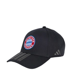 CZAPKA Z DASZKIEM FC BAYERN MONACHIUM. Białe czapki ADIDAS, bez wzorów, z bawełny, klasyczne. Za 99,95 zł.