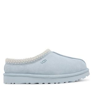 Śniegowce Ugg. Niebieskie buty zimowe Ugg, bez obcasa, bez zapięcia. Za 549,99 zł.