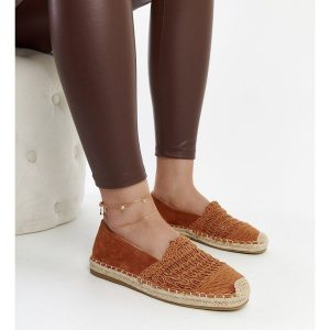 Brązowe ażurowe espadryle Gordana. Brązowe espadryle w ażurowe wzory, bez obcasa. Za 81,83 zł.