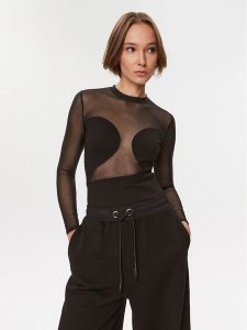 Undress Code Body All Nighter 539 Czarny Slim Fit. Czarne body i gorsety Undress Code, bez wzorów, z syntetyku. Za 329,99 zł.