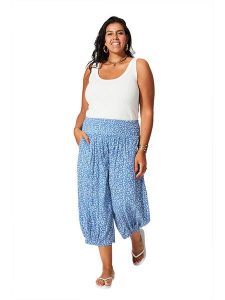 Aller Simplement Spodnie w kolorze niebiesko-białym rozmiar: 42/44. Niebieskie spodnie z wysokim stanem Aller Simplement, bez wzorów, z materiału, z podwyższonym stanem. Za 83,95 zł.