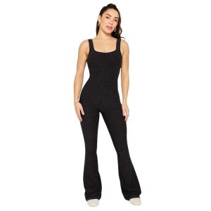 Spodnie kombinowane damskie w szerszym kroju Fabletics HeatherFlex. Czarne kombinezony FABLETICS, xl, bez wzorów, z materiału, bez kołnierzyka, bez ramiączek. Za 468,00 zł.