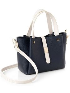 Vince Camuto Torebka "Bellagio" w kolorze granatowym - 25 x 19 x 11 cm rozmiar: onesize. Niebieskie torebki klasyczne Vince Camuto, bez wzorów, z materiału, przez ramię, bez dodatków. Za 147,31 zł.