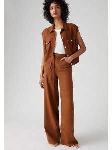 Levi's Dżinsy - Comfort fit - w kolorze brązowym rozmiar: W32/L31. Brązowe jeansy Levi's®, z aplikacjami, z tkaniny, z podwyższonym stanem. Za 228,38 zł.