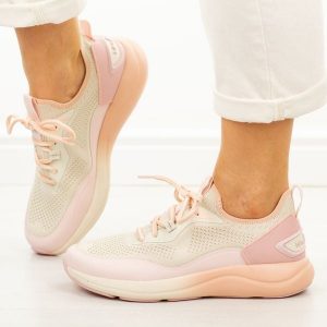 Różowe sportowe buty damskie McArthur Ma256w. Brązowe buty sportowe McArthur, na lato, bez wzorów, z dresówki, bez zapięcia, trekkingowe. Za 229,00 zł.