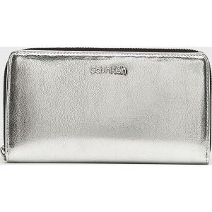 Calvin Klein - Portfel. Szare portfele marki Calvin Klein, z materiału. Za 269,90 zł.