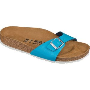 Birkenstock Klapki "Madrid" w kolorze turkusowym rozmiar: 37. Niebieskie klapki Birkenstock, bez wzorów, z otwartym noskiem, bez obcasa. Za 218,05 zł.