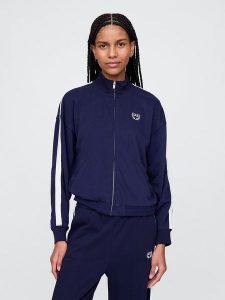 GAP Bluza w kolorze granatowym rozmiar: M. Niebieskie bluzy GAP, m, bez wzorów, bez kaptura. Za 122,96 zł.