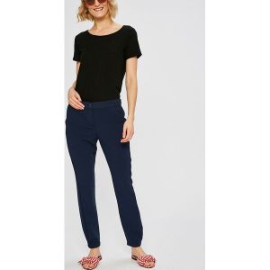 Tommy Jeans - Spodnie. Rurki marki Tommy Jeans. W wyprzedaży za 229,90 zł.