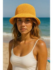 Lucky Bees Kapelusz przeciwsłoneczny w kolorze pomarańczowym rozmiar: onesize. Pomarańczowe kapelusze Lucky Bees, bez wzorów, z materiału. Za 73,99 zł.