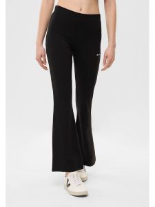 Bench Legginsy "Lalli" w kolorze czarnym rozmiar: 36. Czarne legginsy Bench, bez wzorów. Za 131,74 zł.