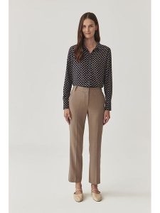 TATUUM Spodnie chino w kolorze szarobrązowym rozmiar: 40. Brązowe spodnie z wysokim stanem Tatuum, bez wzorów, z podwyższonym stanem. Za 161,73 zł.