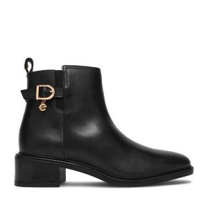 Botki MEXX. Czarne botki Mexx, bez wzorów, bez obcasa, na słupku, bez zapięcia. Za 379,99 zł.