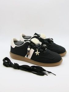 Bellucci Sneakersy w kolorze czarnym rozmiar: 41. Czarne trampki Bellucci, z aplikacjami, bez zapięcia. Za 109,95 zł.