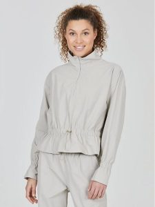 Athlecia Kurtka anorak Hero W Jacket EA233335 Szary Regular Fit. Szare kurtki Athlecia, bez wzorów, z syntetyku, bez kaptura. Za 329,99 zł.