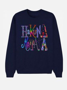 WOOOP Bluza "Hakuna Matata" w kolorze granatowym rozmiar: S. Niebieskie bluzy Wooop, s, bez wzorów, z bawełny, bez kaptura. Za 79,77 zł.