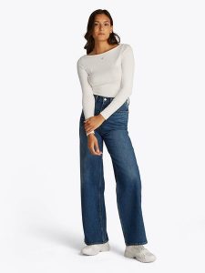 TOMMY JEANS Koszulka w kolorze białym rozmiar: XL. Białe bluzki Tommy Jeans, xl, bez wzorów, z jeansu, bez kołnierzyka, bez ramiączek. Za 131,74 zł.