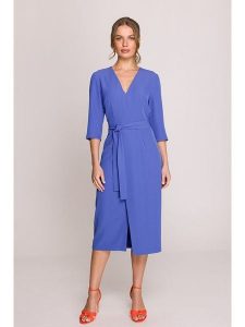 Stylove Sukienka w kolorze niebieskim rozmiar: L. Niebieskie sukienki Stylove, l, bez wzorów, z tkaniny, bez kołnierzyka, bez ramiączek, midi. Za 251,53 zł.