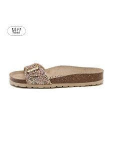 Teegu Klapki w kolorze złotym rozmiar: 37. Żółte klapki teegu, bez wzorów, z otwartym noskiem, bez obcasa. Za 121,99 zł.