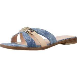 Sandały GUESS FLJRL3 DEN19 Niebieski. Niebieskie sandały Guess, z aplikacjami, z tkaniny, bez obcasa, bez zapięcia. Za 489,35 zł.
