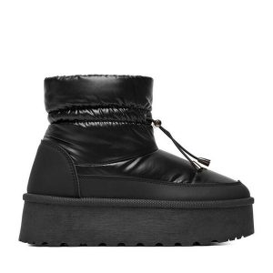 Śniegowce DeeZee. Czarne buty zimowe DeeZee, bez obcasa, bez zapięcia. Za 179,99 zł.