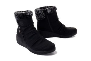 RIEKER TEX Y1361-00 black, botki damskie. Czarne botki Rieker, na zimę, bez wzorów, z wełny, bez obcasa, na koturnie, bez zapięcia. Za 379,90 zł.