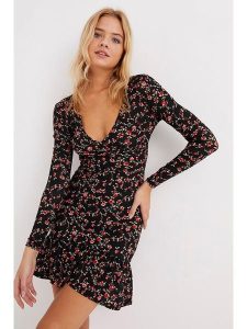 Cool and sexy Sukienka w kolorze czarnym rozmiar: S. Czarne sukienki Cool and sexy, s, bez wzorów, bez kołnierzyka, bez ramiączek, maxi. Za 60,99 zł.