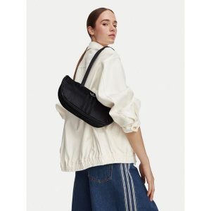 Torebka adidas. Czarne torebki klasyczne ADIDAS, bez wzorów, bez dodatków. Za 197,99 zł.