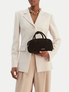 GINO ROSSI Torebka EO-LA321-1080 Brązowy. Brązowe kuferki Gino Rossi, bez wzorów, ze skóry, bez dodatków. Za 329,99 zł.