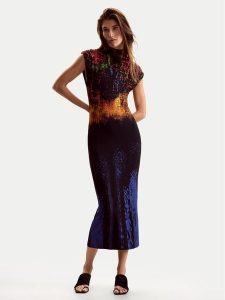 Desigual Sukienka koktajlowa Psicho Animal 26SWVK41 Kolorowy Slim Fit. Sukienki Desigual, xs, bez wzorów, z wiskozy, wizytowe, bez kołnierzyka, bez ramiączek. Za 539,99 zł.