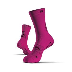 Skarpety piłkarskie SOXPro Ultra Light Fluo Fuchsia Anti-Slip Grip. Czerwone skarpetki GEARXPRO, bez wzorów. Za 199,50 zł.