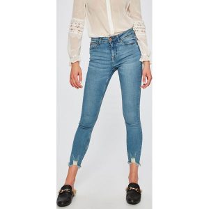 Noisy May - Jeansy Lucy. Jeansy marki Noisy may. W wyprzedaży za 89,90 zł.