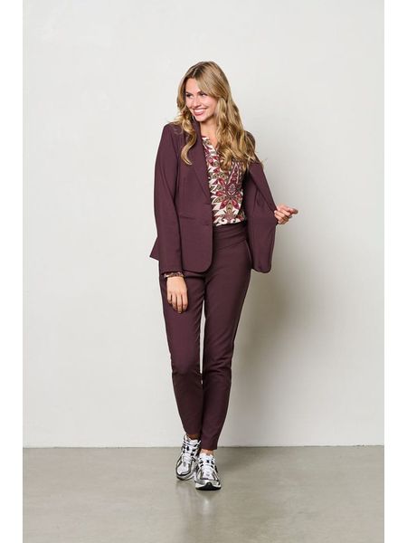 &Co Woman Spodnie "Penny" w kolorze brązowym rozmiar: S. Brązowe spodnie z wysokim stanem &Co Woman, bez wzorów, z materiału, z podwyższonym stanem. Za 152,62 zł.