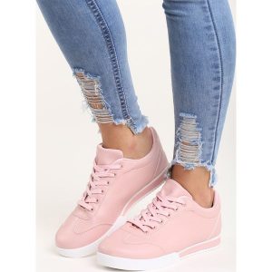 Różowe Buty Sportowe Seems to Change. Buty sportowe marki Born2be. Za 29,99 zł.