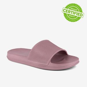 Klapki damskie Coqui Tora. Brązowe klapki Coqui, bez wzorów, z materiału, bez obcasa, na płaskiej podeszwie. Za 116,99 zł.