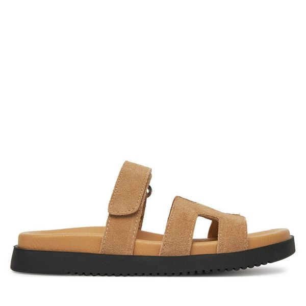 Klapki DeeZee. Brązowe klapki DeeZee, bez wzorów, bez obcasa. Za 159,99 zł.