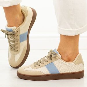 C.Beżowe sportowe półbuty damskie McArthur Ma255w. Brązowe półbuty McArthur, na jesień, bez wzorów, z dresówki, z okrągłym noskiem, bez obcasa, na płaskiej podeszwie, bez zapięcia. Za 219,00 zł.