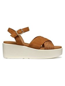 Geox Skórzane sandały "Xand" w kolorze jasnobrązowym na koturnie rozmiar: 40. Brązowe sandały Geox, bez wzorów, z materiału, z otwartym noskiem, bez obcasa, na koturnie, bez zapięcia. Za 260,99 zł.