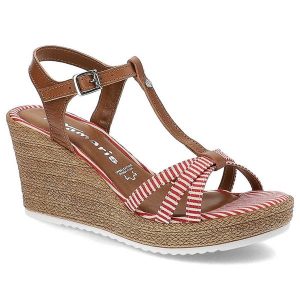 Czerwone Sandały Tamaris Wygodne Buty Damskie. Czerwone sandały Tamaris, bez wzorów, z gumy, bez obcasa, na koturnie, bez zapięcia. Za 169,00 zł.