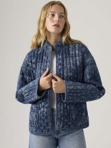 Levi's Kurtka przejściowa w kolorze granatowym rozmiar: S. Niebieskie kurtki Levi's®, s, bez wzorów, z bawełny, bez kaptura. Za 226,10 zł.