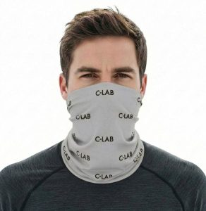 LEKKI KOMIN UNISEX SZARY. Szare szaliki C-LAB, bez wzorów, z materiału. Za 104,50 zł.