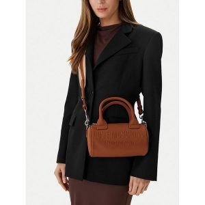 Torebka LOVE MOSCHINO. Brązowe torebki klasyczne LOVE MOSCHINO, bez wzorów, bez dodatków. Za 484,99 zł.