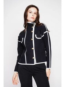 C& Jo Kurtka przejściowa w kolorze czarno-białym rozmiar: 38. Białe kurtki C& Jo, bez wzorów, bez kaptura. Za 162,11 zł.