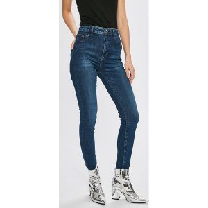 Guess Jeans - Jeansy. Jeansy marki Guess Jeans. W wyprzedaży za 369,90 zł.