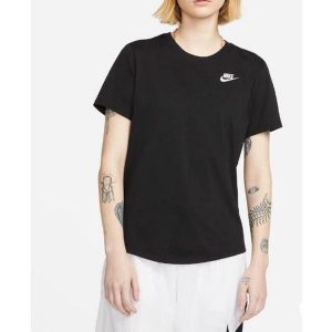 Koszulka damska Nike Sportswear Club Essentials. Białe bluzki Nike, xs, bez wzorów, sportowe, bez kołnierzyka, bez ramiączek. Za 127,99 zł.