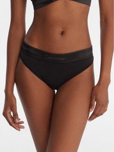 Calvin Klein Underwear Stringi LV00QF8549 Czarny. Czarne stringi Calvin Klein Underwear, bez wzorów, z bawełny. Za 99,99 zł.
