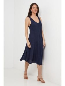 Le Monde du Lin Lniana sukienka w kolorze granatowym rozmiar: 36/38. Niebieskie sukienki Le Monde du Lin, na co dzień, bez wzorów, ze lnu, bez kołnierzyka, bez ramiączek, midi, proste. Za 152,99 zł.